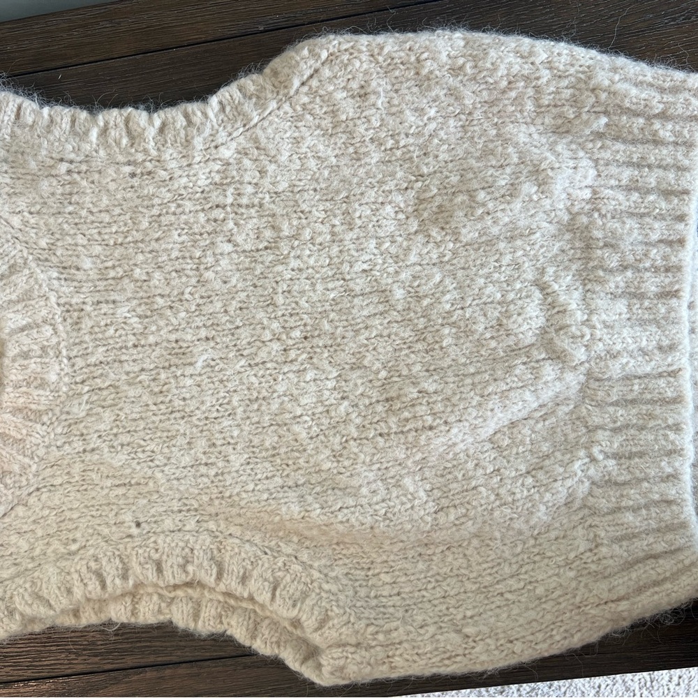& Other Stories Cozy Cream Knit Vest Size Small